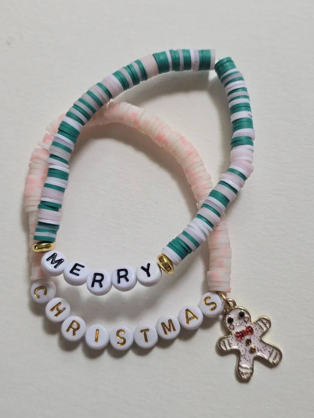 Merry Christmas Beaded Bracelet Set